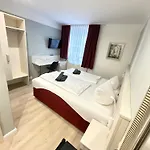 ホテル Brinckmansdorf 3*