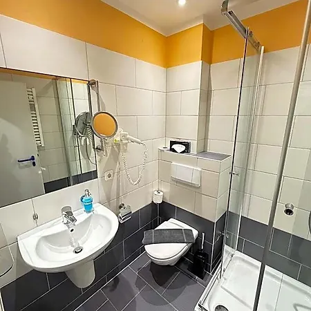 Brinckmansdorf 3*